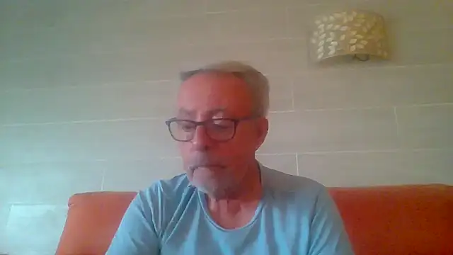 tuggy59 - Tuggy59's free webcam - UK Sex Cams