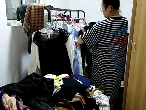 AngelwithEcup - Live Cam