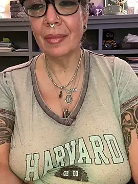 dieseldame1313 webcam