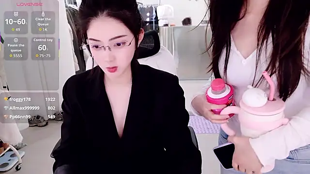 美女yangyang-777在线直播