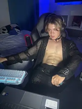 AngelLatinBoy webcam