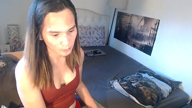 NinaDOM4CUM webcam
