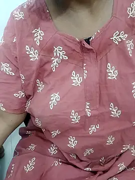 Tamil_aishu09 webcam