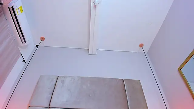 isabel_sofiaa webcam