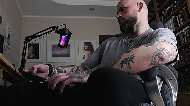 FindomJason live sex cam
