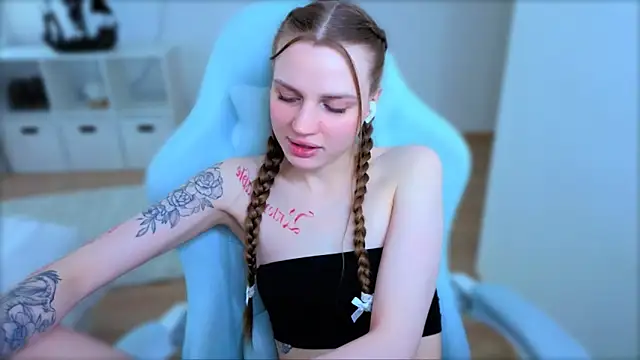 StellaLawless webcam