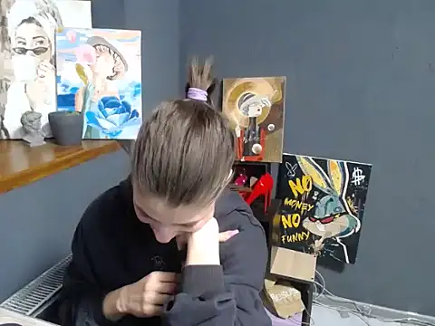 felicity_gold webcam