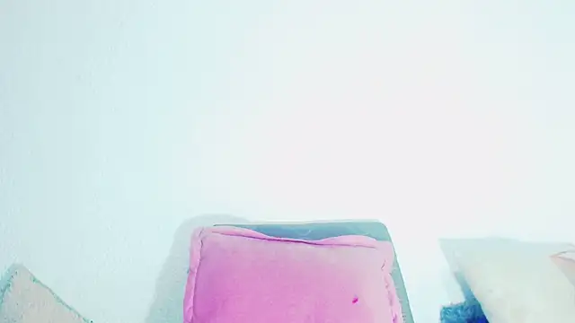 alexandrasexy32 webcam