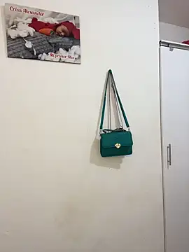 zaracollins01 webcam