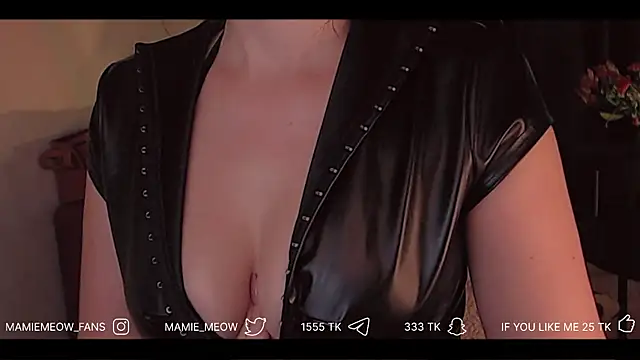 Mamiemeow webcam