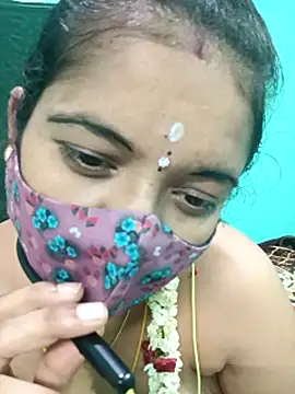 Ramya-hot-gueen webcam