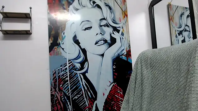 ORIANNA_BODMOD webcam