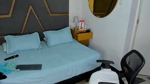 juana_valkiria webcam