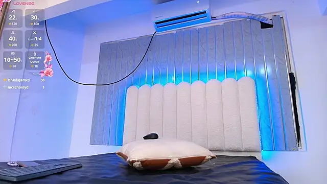 Amira_Alzahra webcam