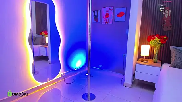 Tiphanysalvatore webcam