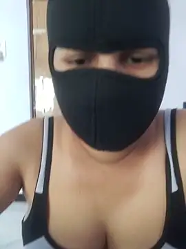 TamilAparna78 webcam