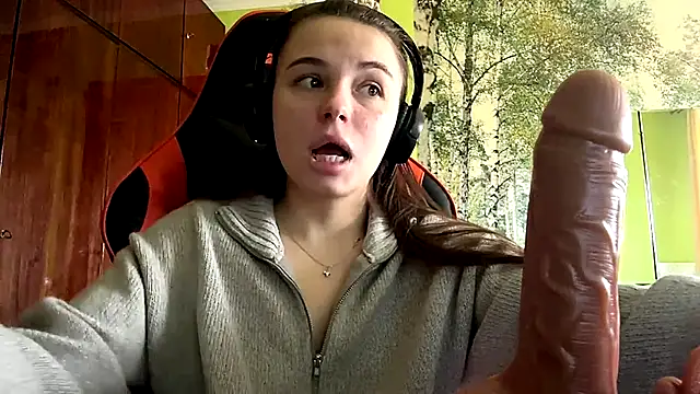 ThedaStrevell webcam