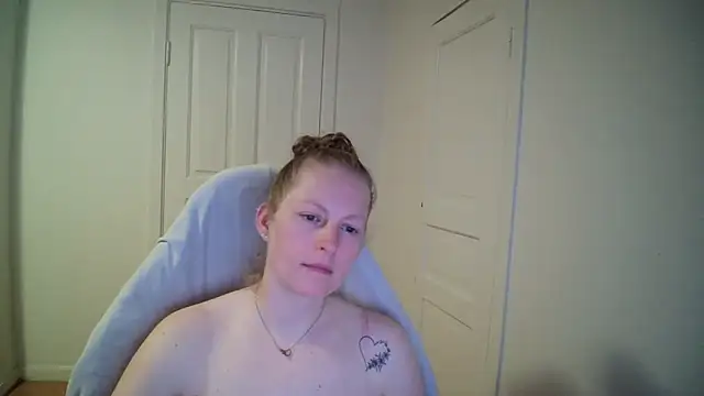 Girlnina-1995 webcam