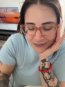 NyxTattoo webcam