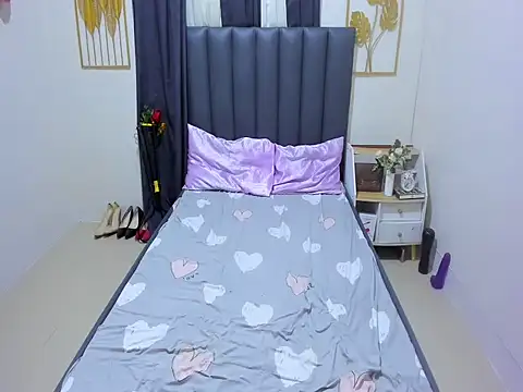 maddison_lore (T young) - public selfsuck