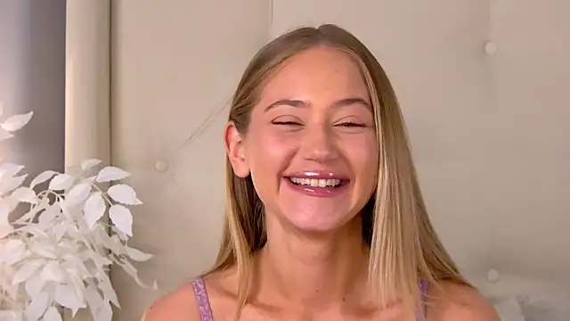 ur_wet_dreams webcam