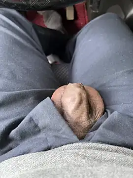 BadboySLR_8899 webcam