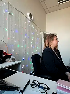 Juicy_PeachLux webcam