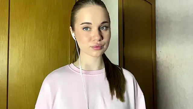 Miss_Blessnyth webcam