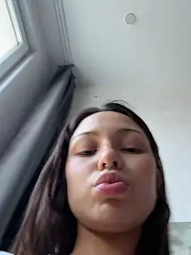 Leila_Brooklyn webcam