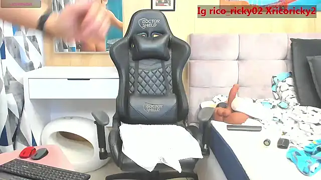 rico_ricky webcam