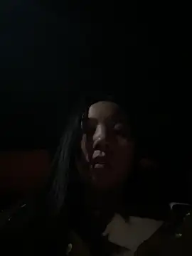 美女xinmengAZ在线直播