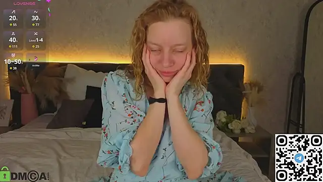 Michelle_Blond webcam