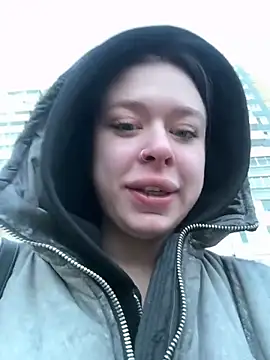 AlishaOfThorns webcam