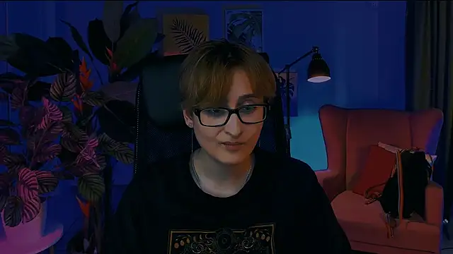 lixeluna - LixeLuna's free webcam - UK Sex Cams