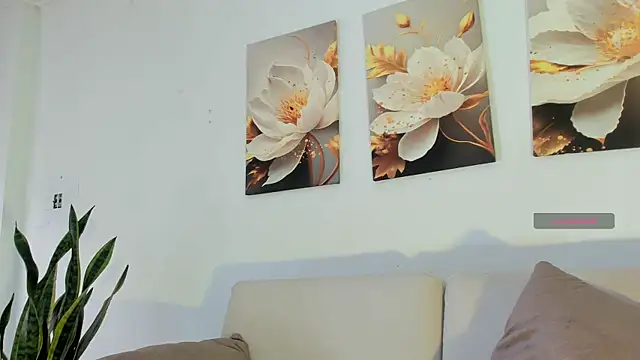 Viioletcollins webcam