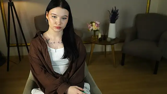 NeliaPotestio webcam