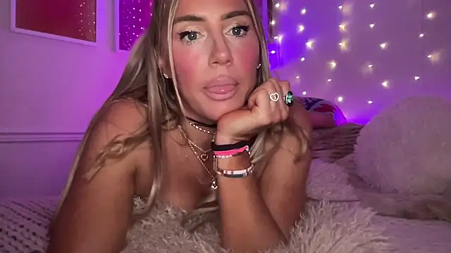 Fitnessbabe69 webcam