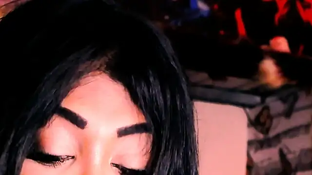 indian_dreamgirl webcam