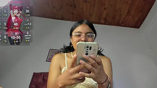 luna_velveth webcam