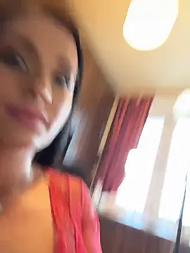 Hotmomcheckk_ webcam