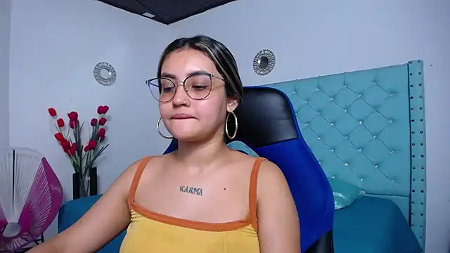 kathe-mills235 webcam