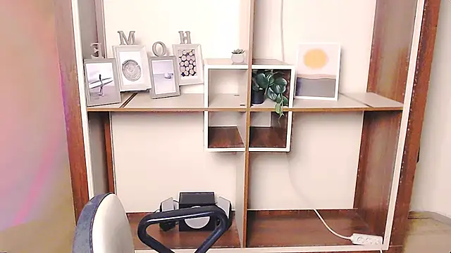 _AngeliaFlow_ webcam