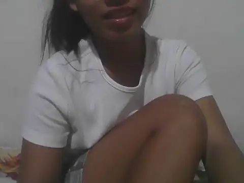 lovelypinay31xx webcam