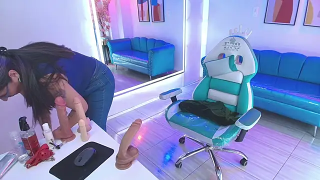 Madame_scarlett webcam