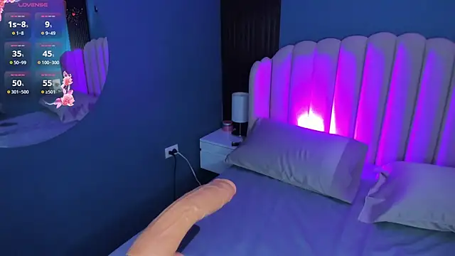 little_valentinaa webcam