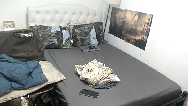 NinaDOM4CUM live sex cam