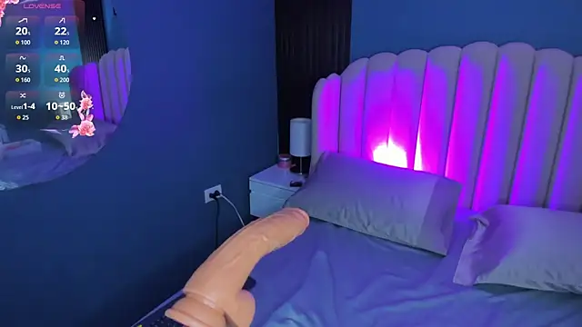 little_valentinaa webcam