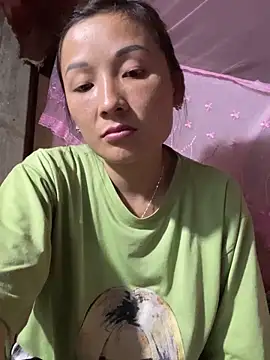 Mimi_pussy - Offline