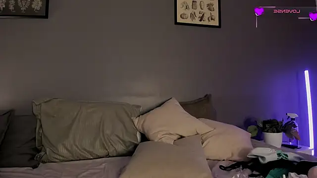 Charlotte_lovee_ webcam