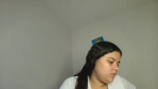 luisahot_9727 webcam